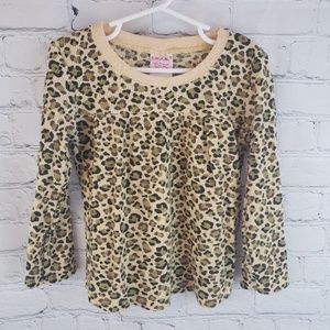5/$30 🍭 Girls Size 5/6 M Leopard Print L/S Shirt